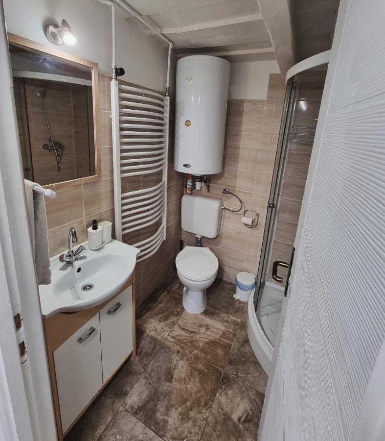 Gyongy Apartmanhazak Apartment Gyongyos Luaran gambar