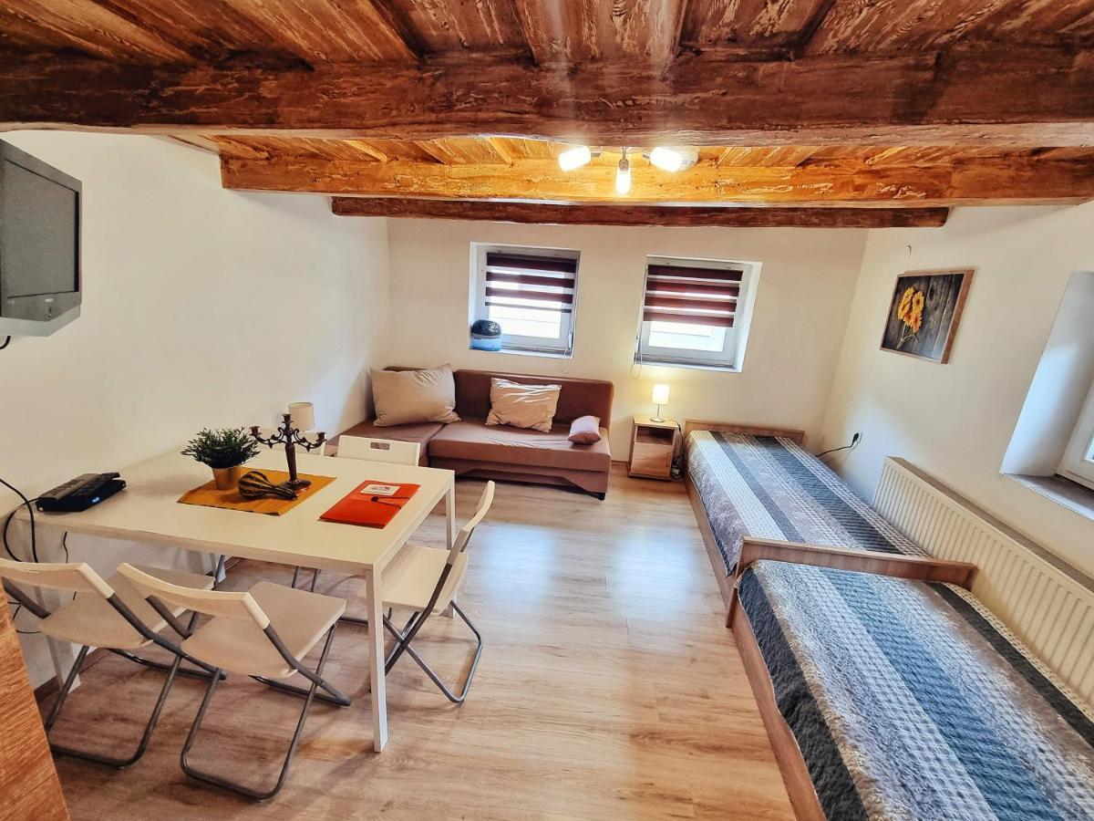 Gyongy Apartmanhazak Apartment Gyongyos Luaran gambar
