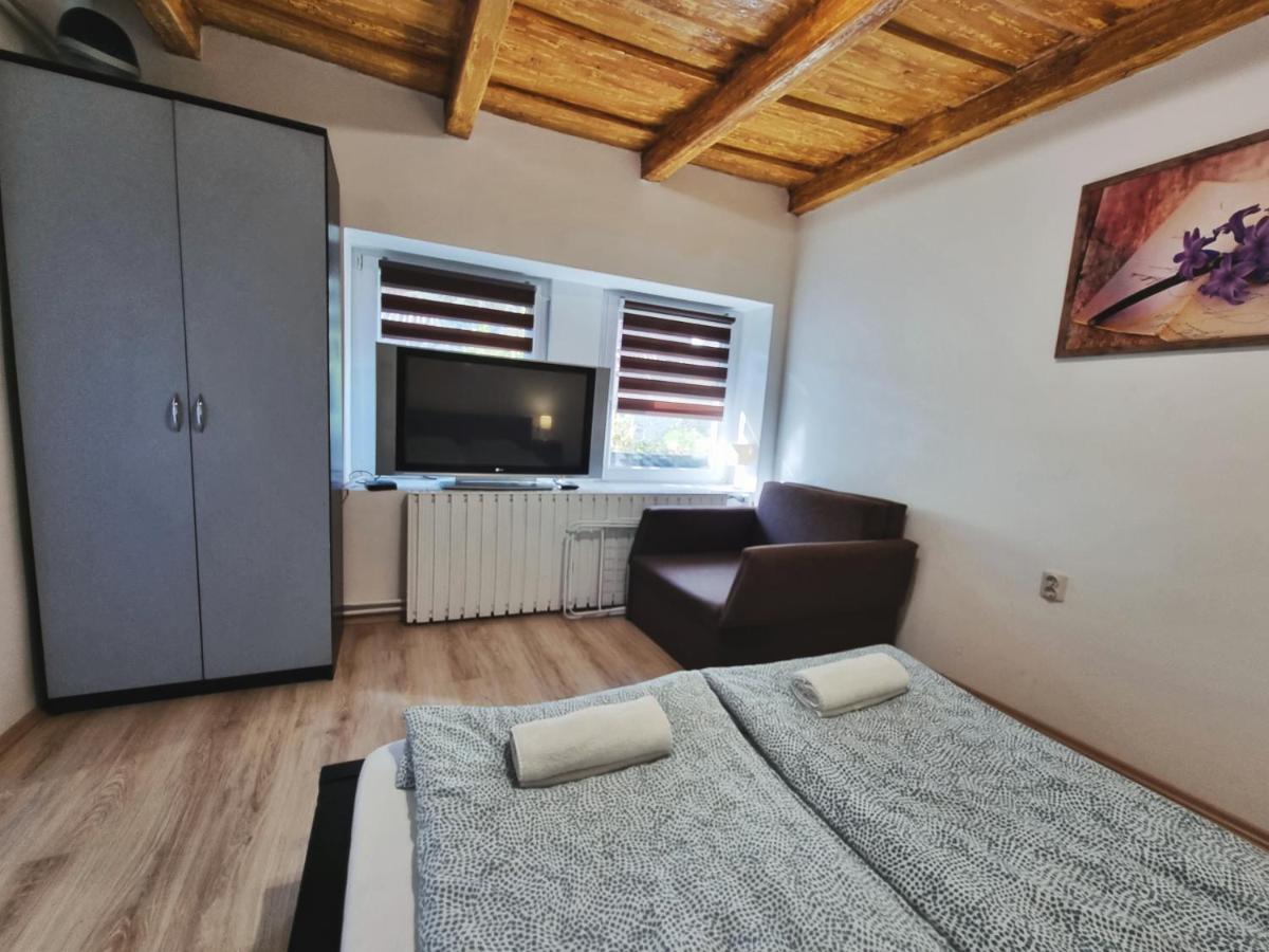 Gyongy Apartmanhazak Apartment Gyongyos Luaran gambar